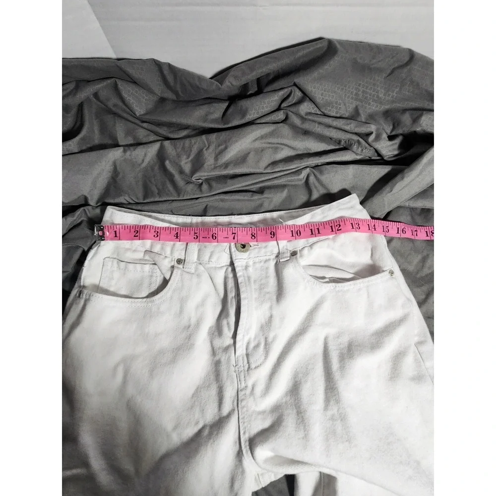 Blue Savvy  White Jeans Juniors/Women Size‎ 5 White Denim Zip 27